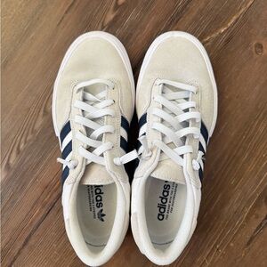 adidas Kids Sneakers in Cream with Navy Stripes